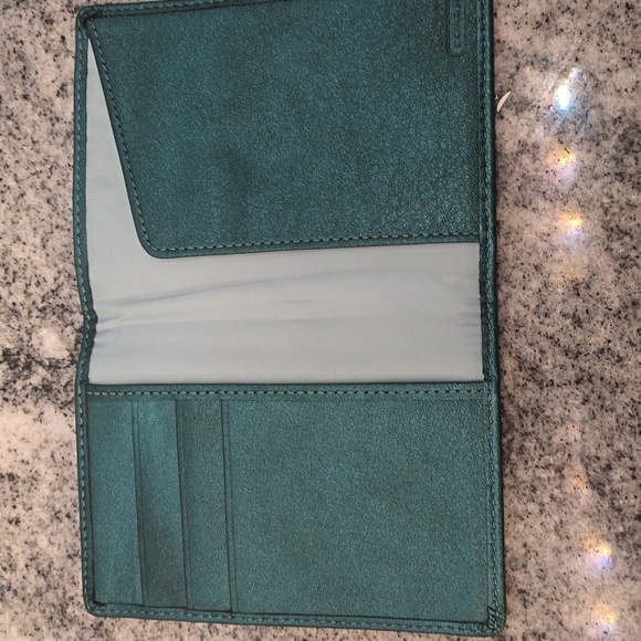 Coach Metallic Teal Blue Passport Wallet - Picture 4 of 6